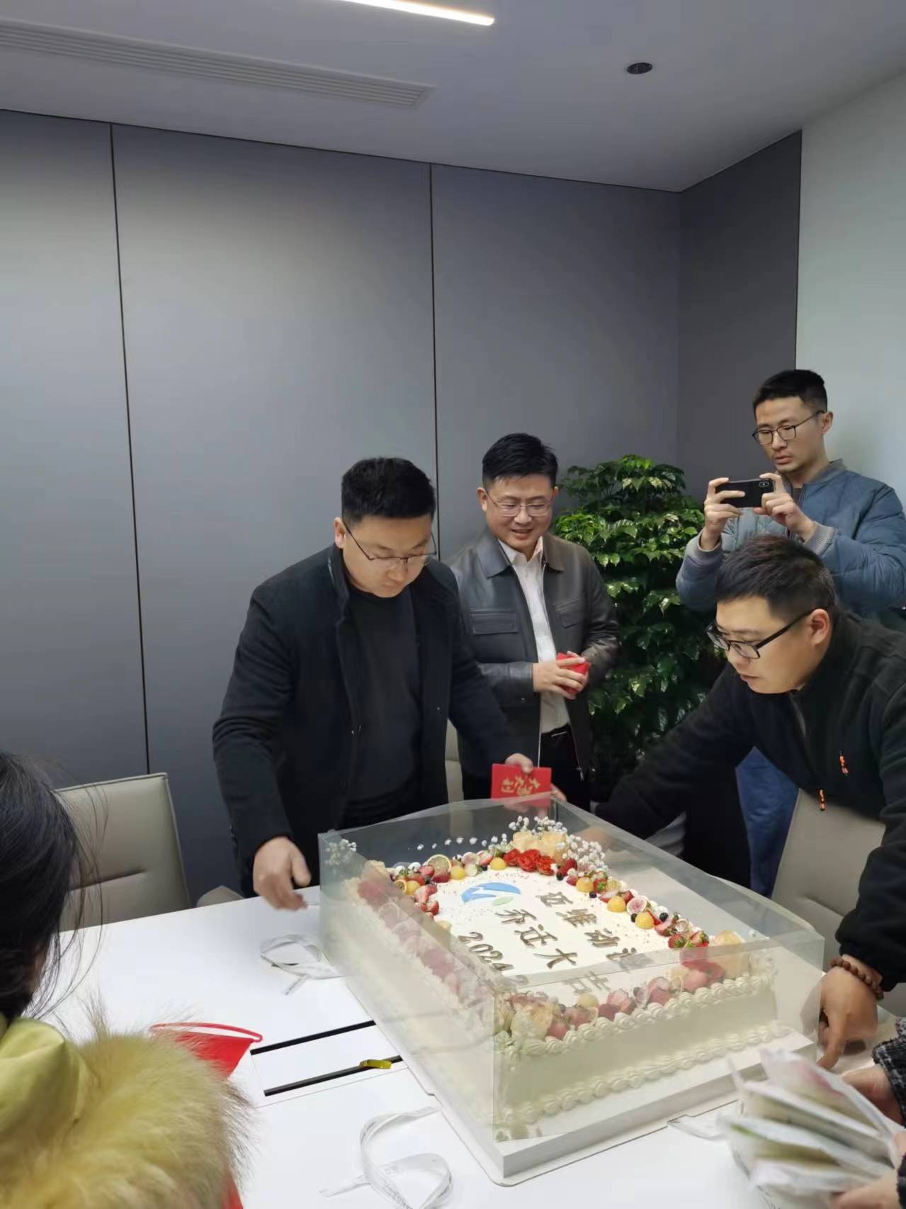 上海邁維動漫科技有限公司喜迎新年喬遷之喜：立足新起點(diǎn)，開啟新征程！(圖5)