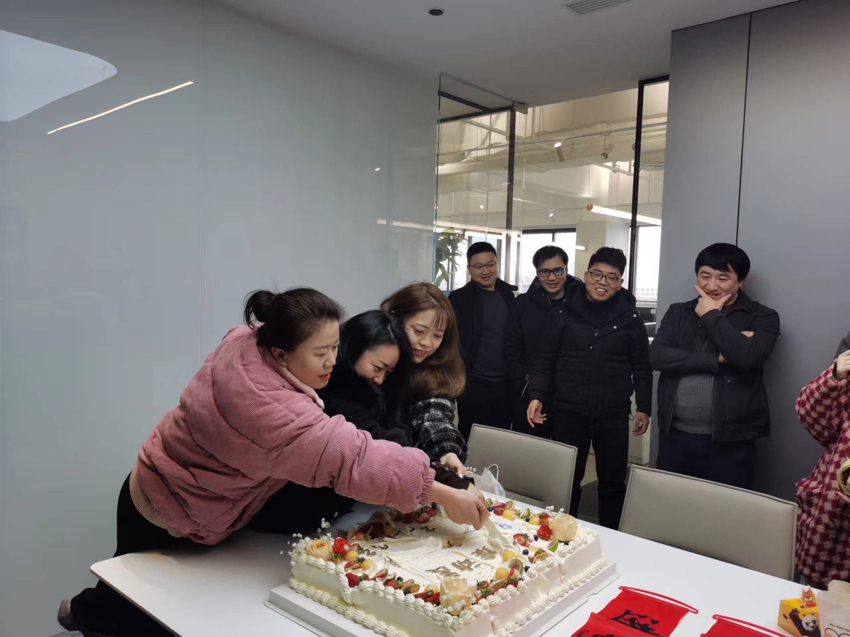 上海邁維動漫科技有限公司喜迎新年喬遷之喜：立足新起點(diǎn)，開啟新征程！(圖10)