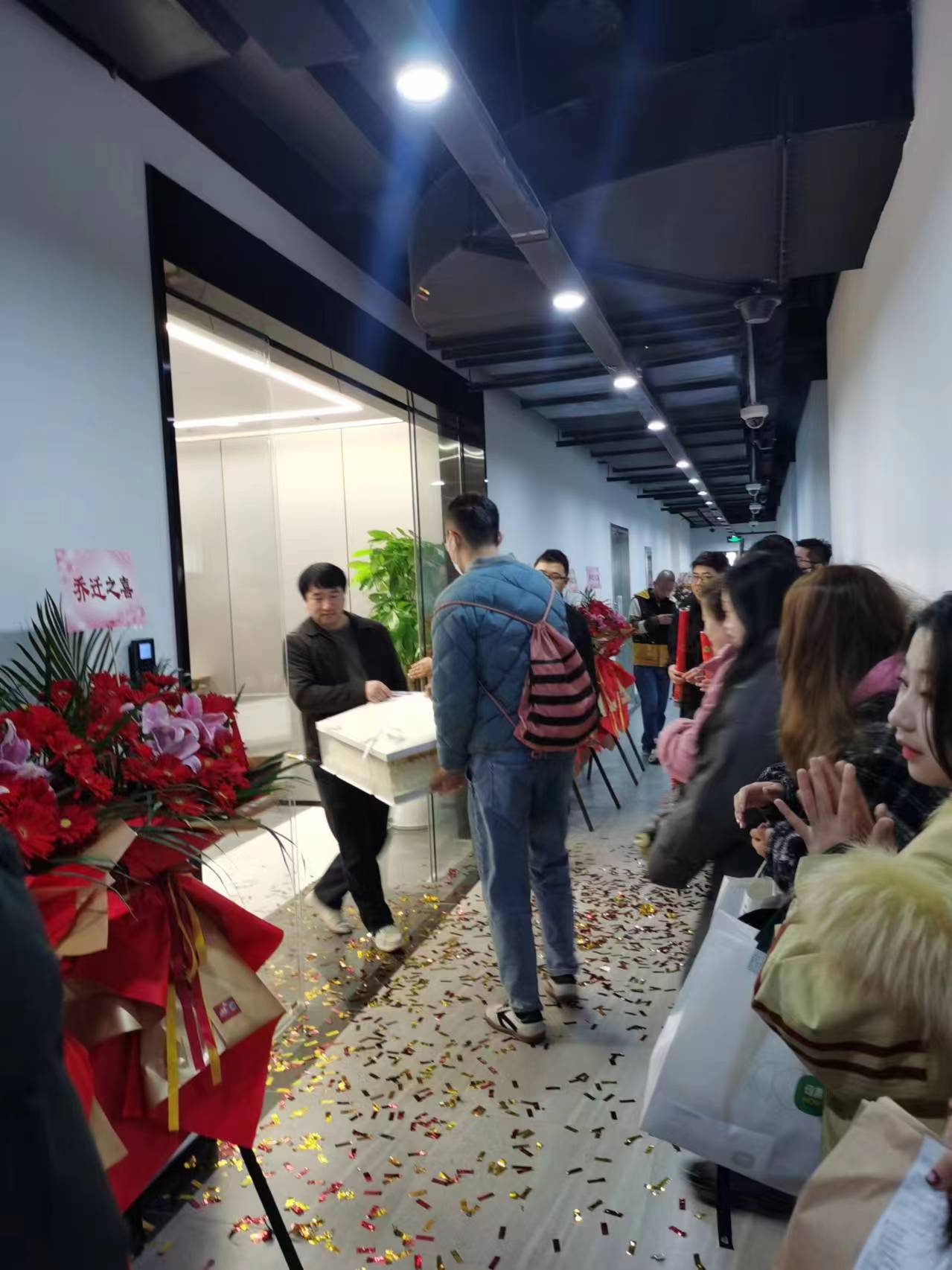 上海邁維動漫科技有限公司喜迎新年喬遷之喜：立足新起點(diǎn)，開啟新征程！(圖7)